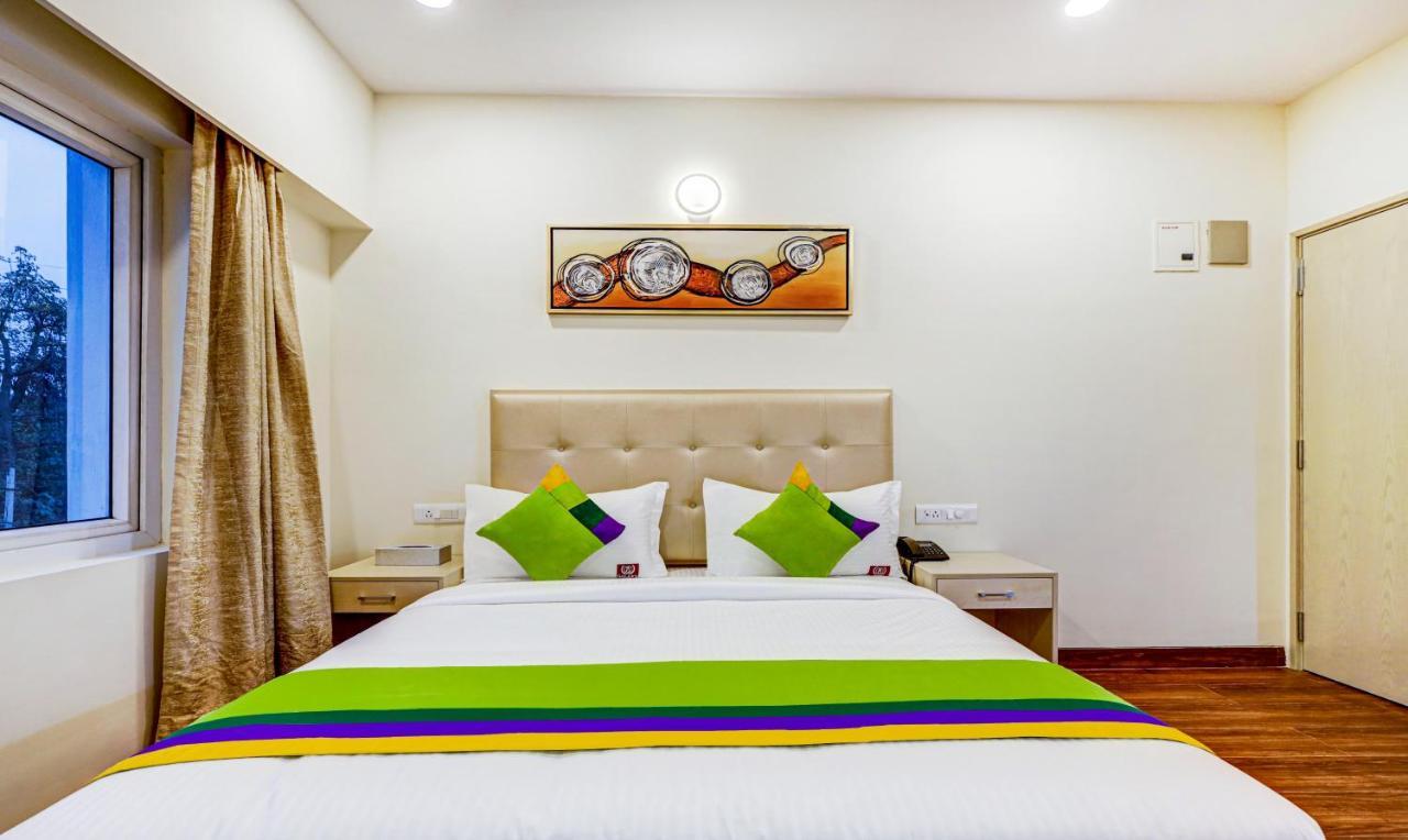 Treebo Galaxy Suites Mathikere Бангалор Экстерьер фото