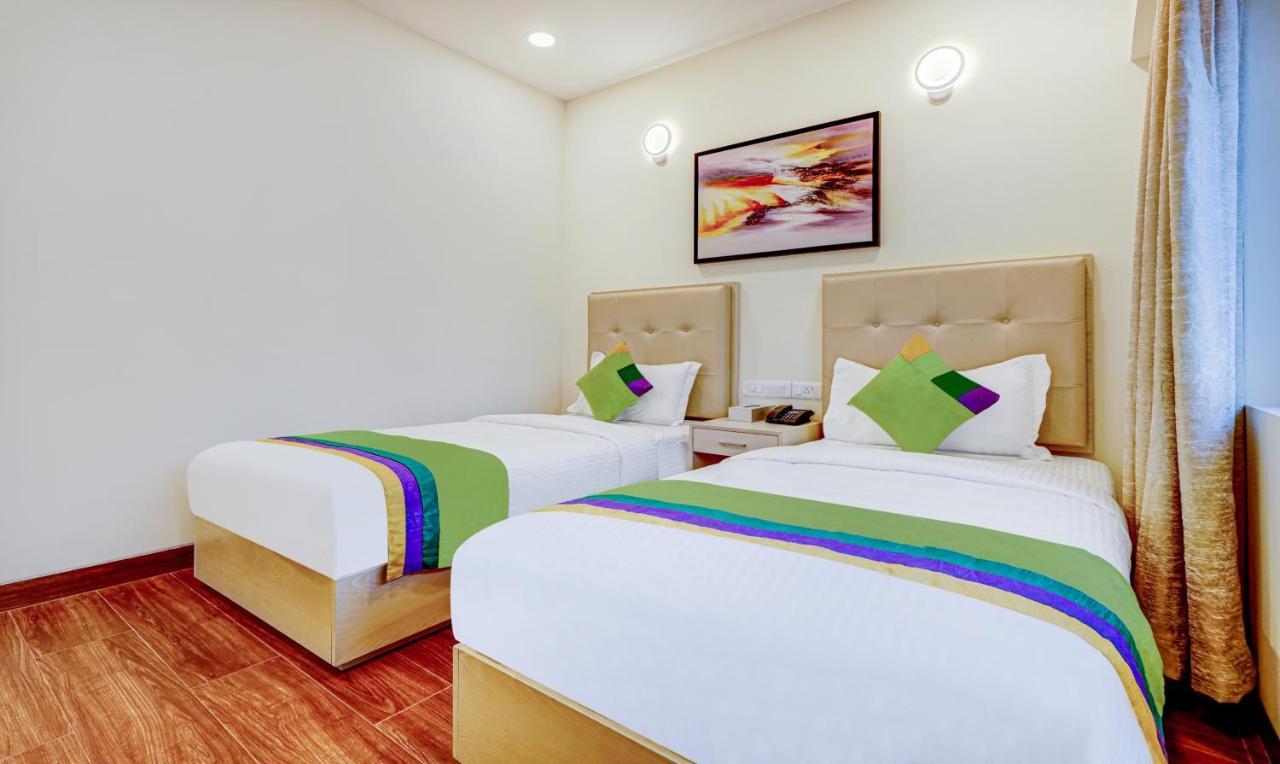 Treebo Galaxy Suites Mathikere Бангалор Экстерьер фото